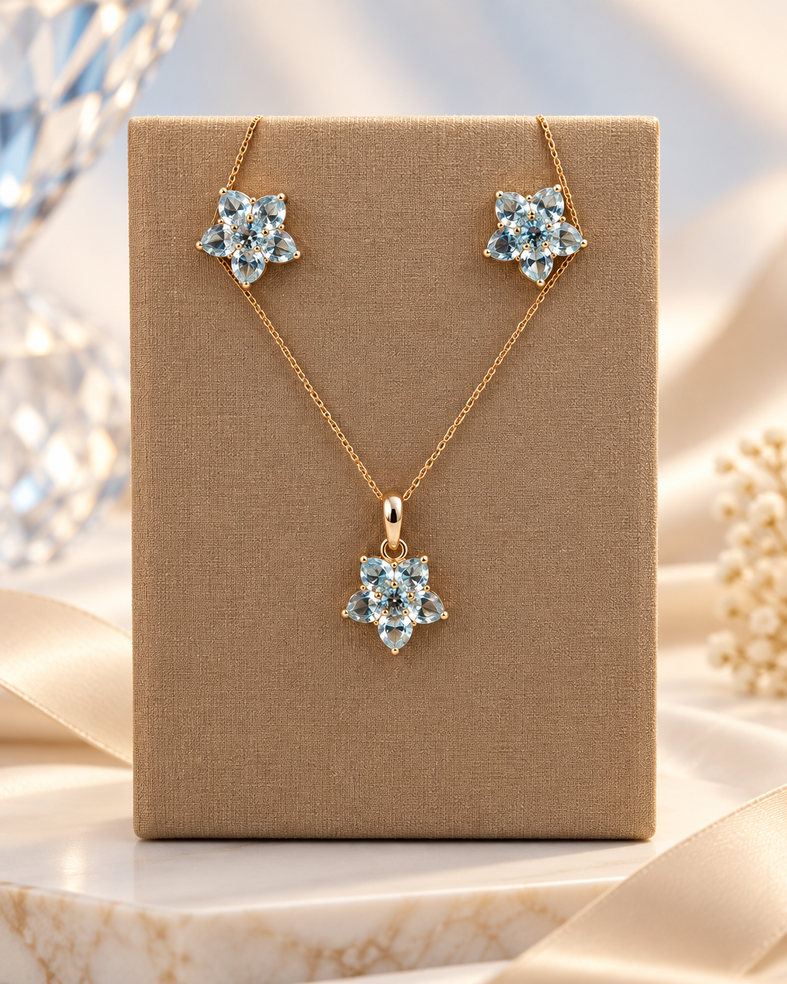 Conjunto de colar e brincos em flor azul